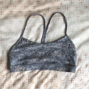 Lululemon flow Y bra